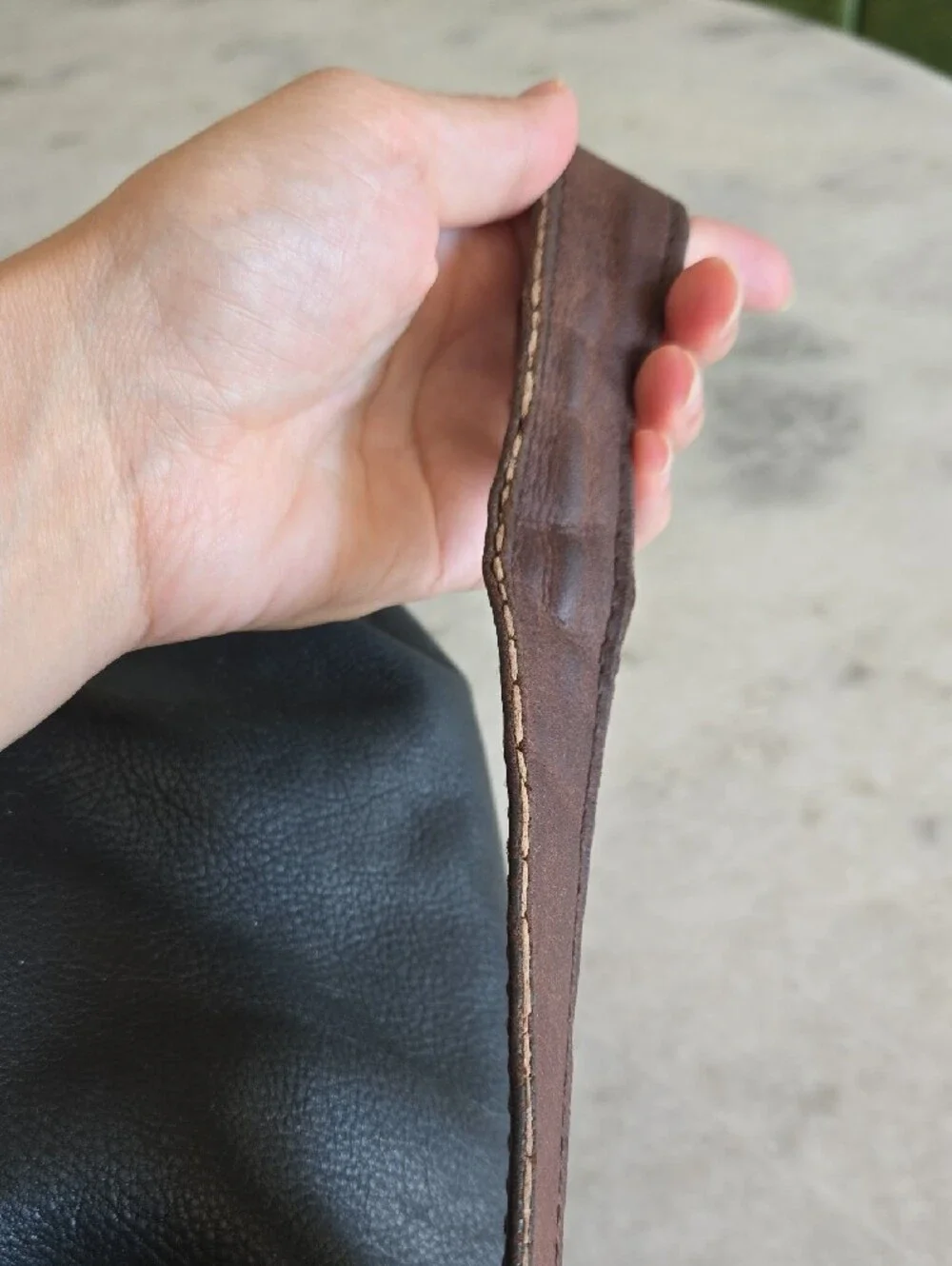 Fossil 100% Leather Shoulder Bag | Gold & Black